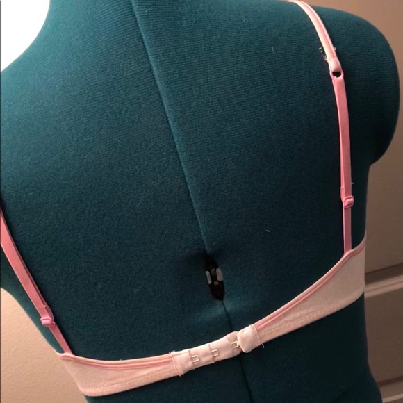 VS Pink bra -34B - Picture 3 of 5